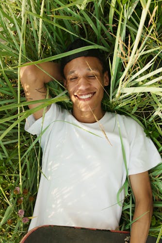 pexels-artempodrez-4817416